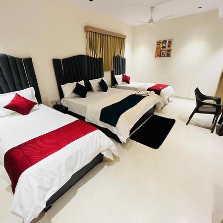 Hotel Royal Sky Morbi Zewnętrze zdjęcie