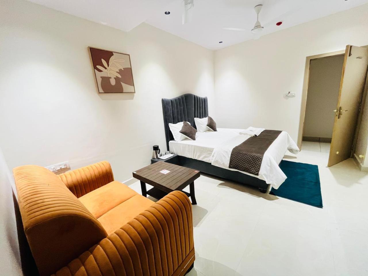 Hotel Royal Sky Morbi Zewnętrze zdjęcie